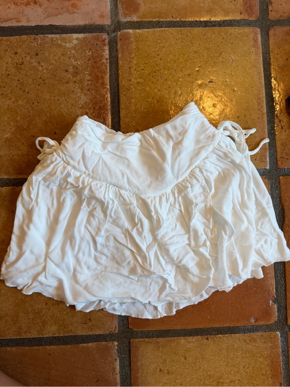 White Women's Tie-Detail Mini Skirt
